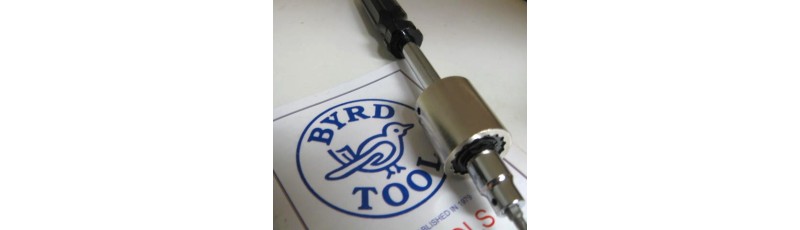 Byrd Shelix® Screwdriver type (torque limiter calibrated and set).